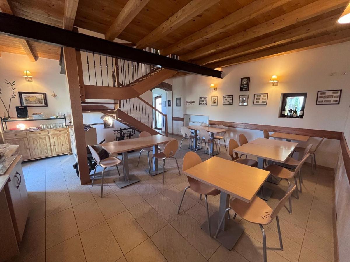 Hotel Il Mulino B&B Vaiano  Bagian luar foto